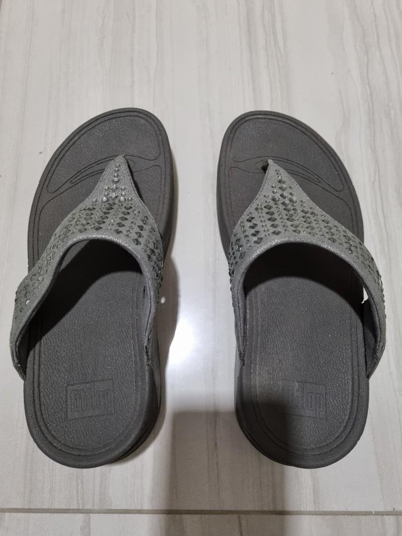 Fitflop selling cheap
