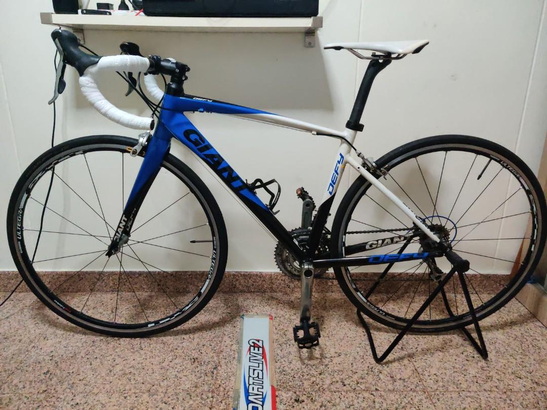 Giant defy 1 road bike, Sports 