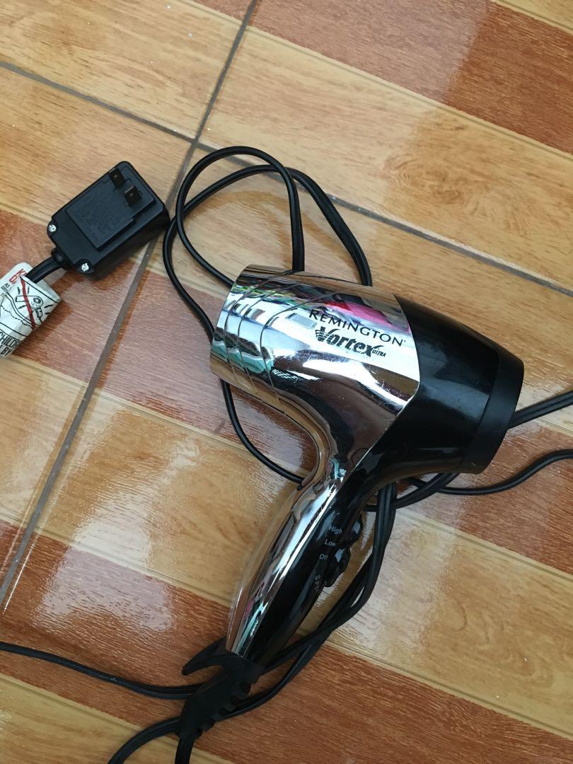 Hair Blower (Category: Hair) located in San Mateo. Submitted by drewmad (Listing ID 1142807419, Image 2). Description: For sale Heavy Duty Preloved Hair Blower 110 volts.
