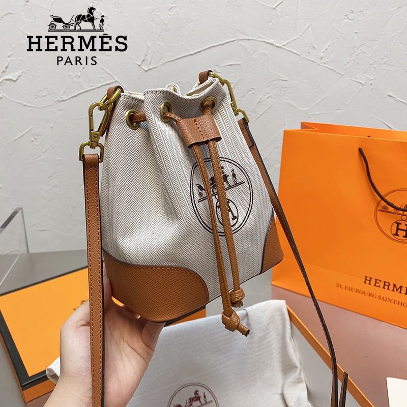 Funny Hermes Bag Set 8820#, Women's Fashion, Bags & Wallets, Purses &  Pouches on Carousell