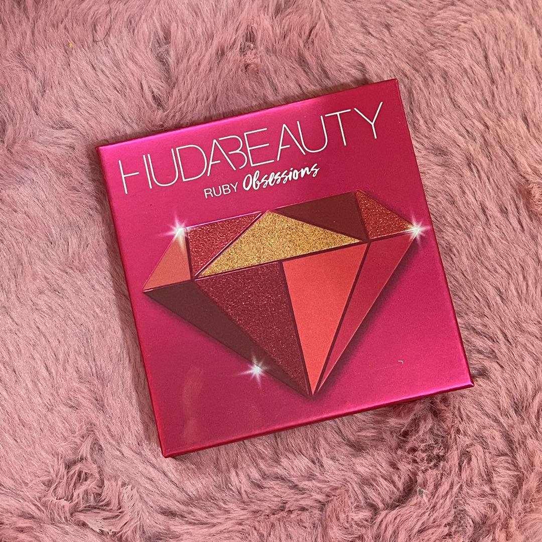 Huda Beauty Ruby Obsessions Eyeshadow Palette, Beauty & Personal Care
