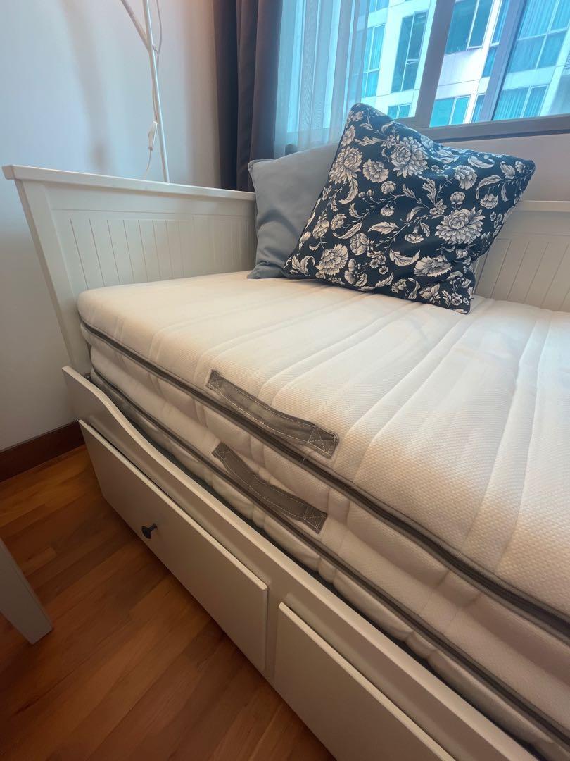 Ikea Hemnes Daybed (queen) with storage and 2 mattresses, Furniture