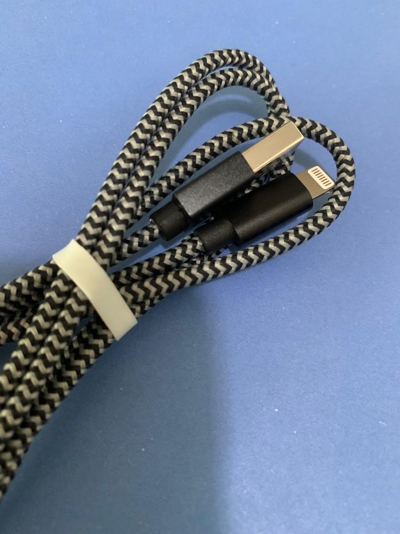 iPhone/ipad charging cable, Mobile Phones & Gadgets, Mobile & Gadget