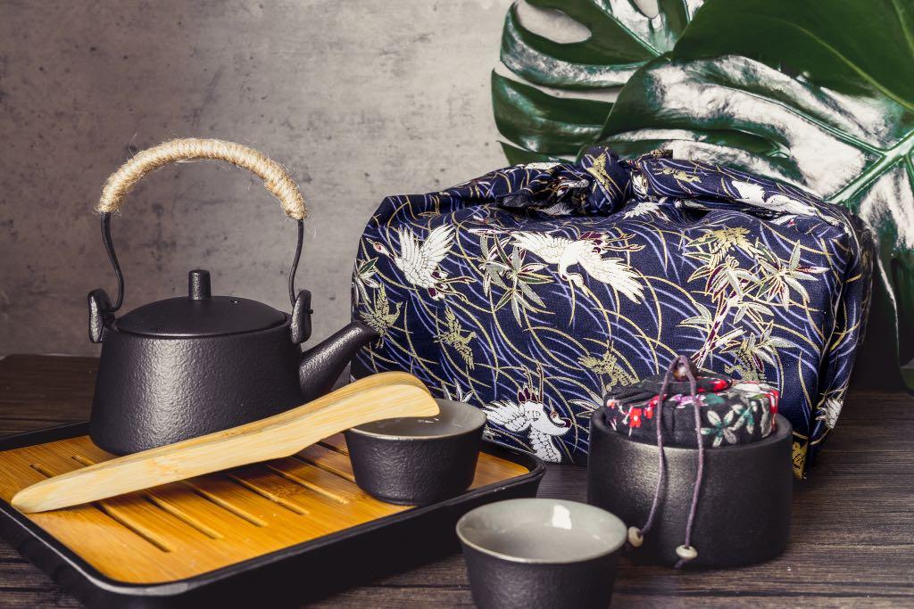 Japanese Tea Brewing Gift Set w/ Choice of Tea, Food & Drinks, Gift