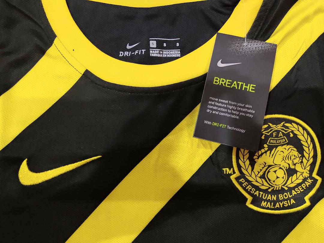 Jersey bola on sale nike