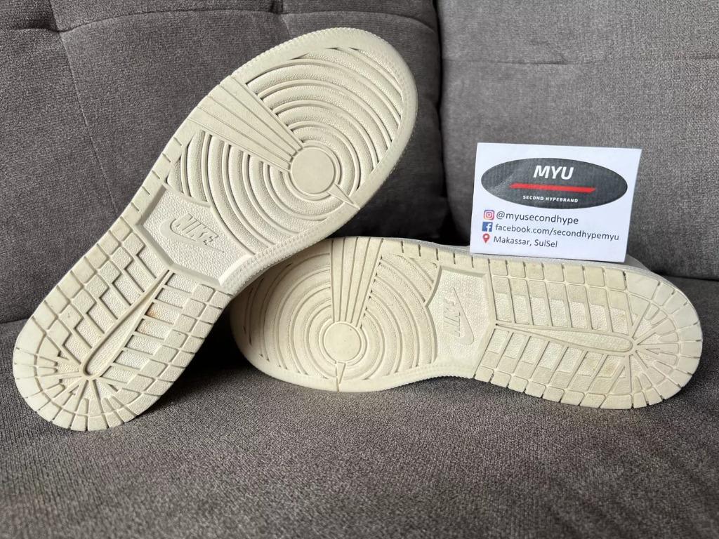 JORDAN 1 MID MULTI COLOR SWOOSH PHANTOM Fesyen Pria Sepatu