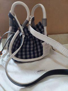 Josvli mini bento bag oxford white new with tag