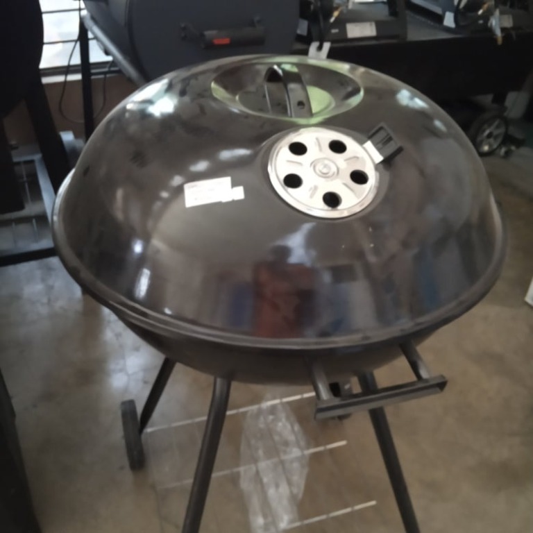 JUMBUCK GLOBE KETTLE BBQ, TV & Home Appliances, Kitchen Appliances, BBQ