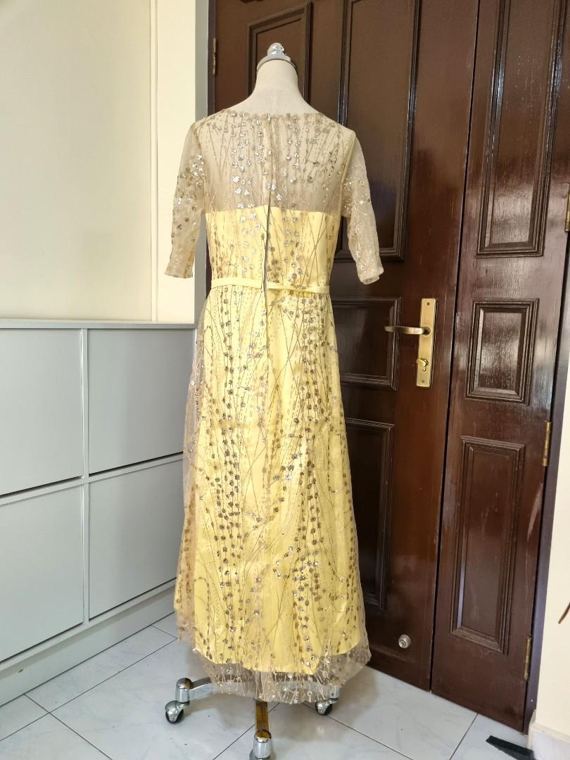 Elegant yellow deals evening gowns