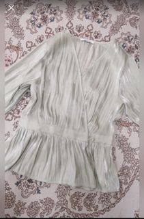 (Category: ) located in . Submitted by usedlily (Listing ID 1142803404, Image 1). Description: .