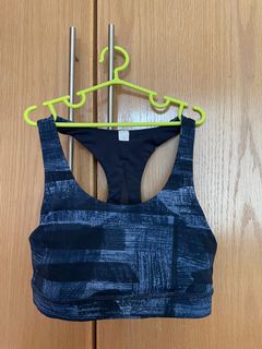 （分類：）位於 。 由 evelynlamm 提交（商品編號 1142731769，圖片 1）。簡介： 。