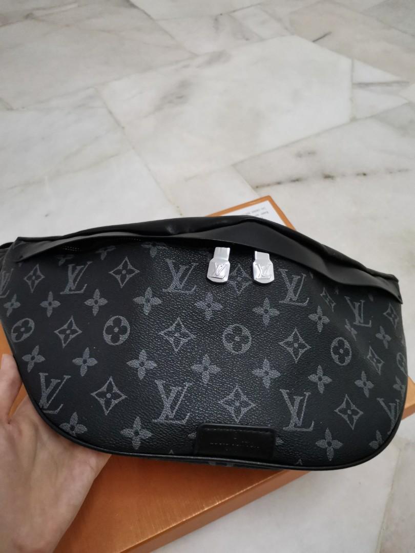 Lv sales chest pouch