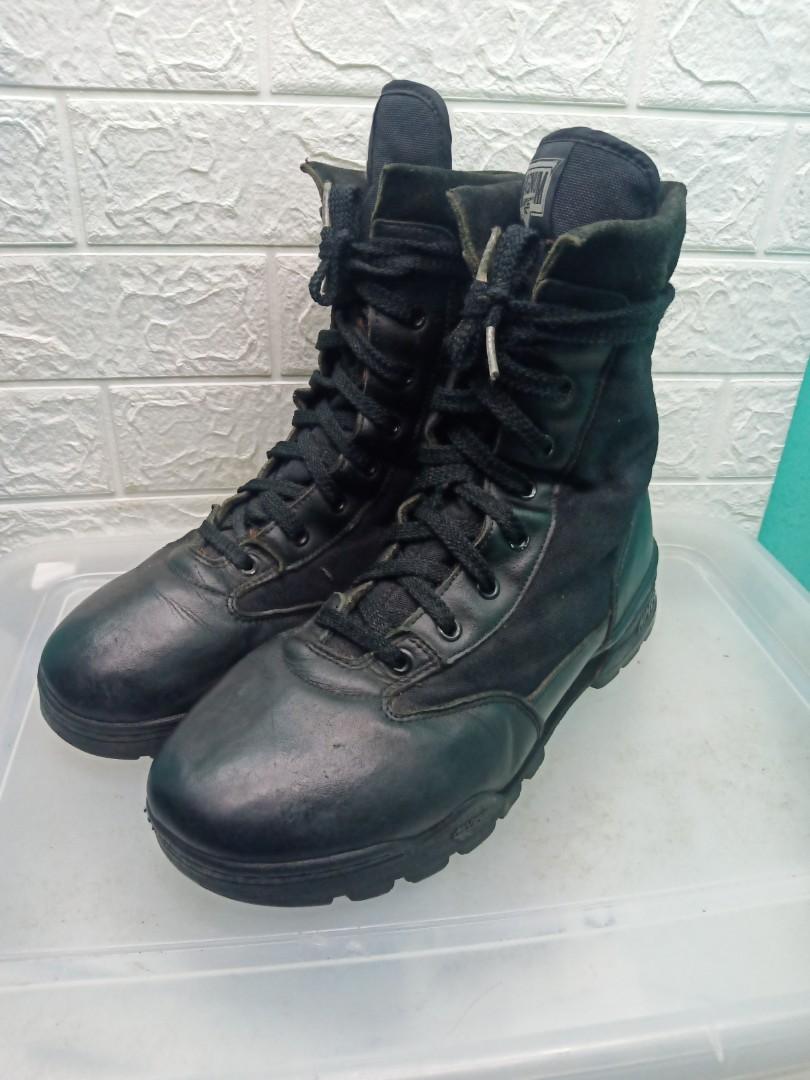 Hi tec magnum boots discount