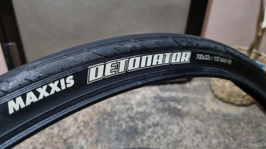 Maxxis detonator hotsell 29er