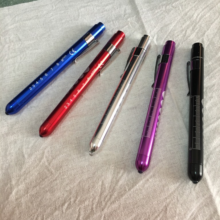 Pen Torch High Quality Medical Torch Light Yellow Light Pupil size