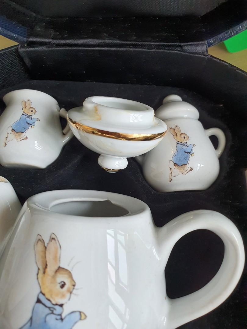 Mini porcelain tea set by Reutter Porzellan Peter Rabbit, Hobbies