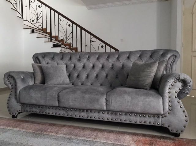 sofa chesterfield high back