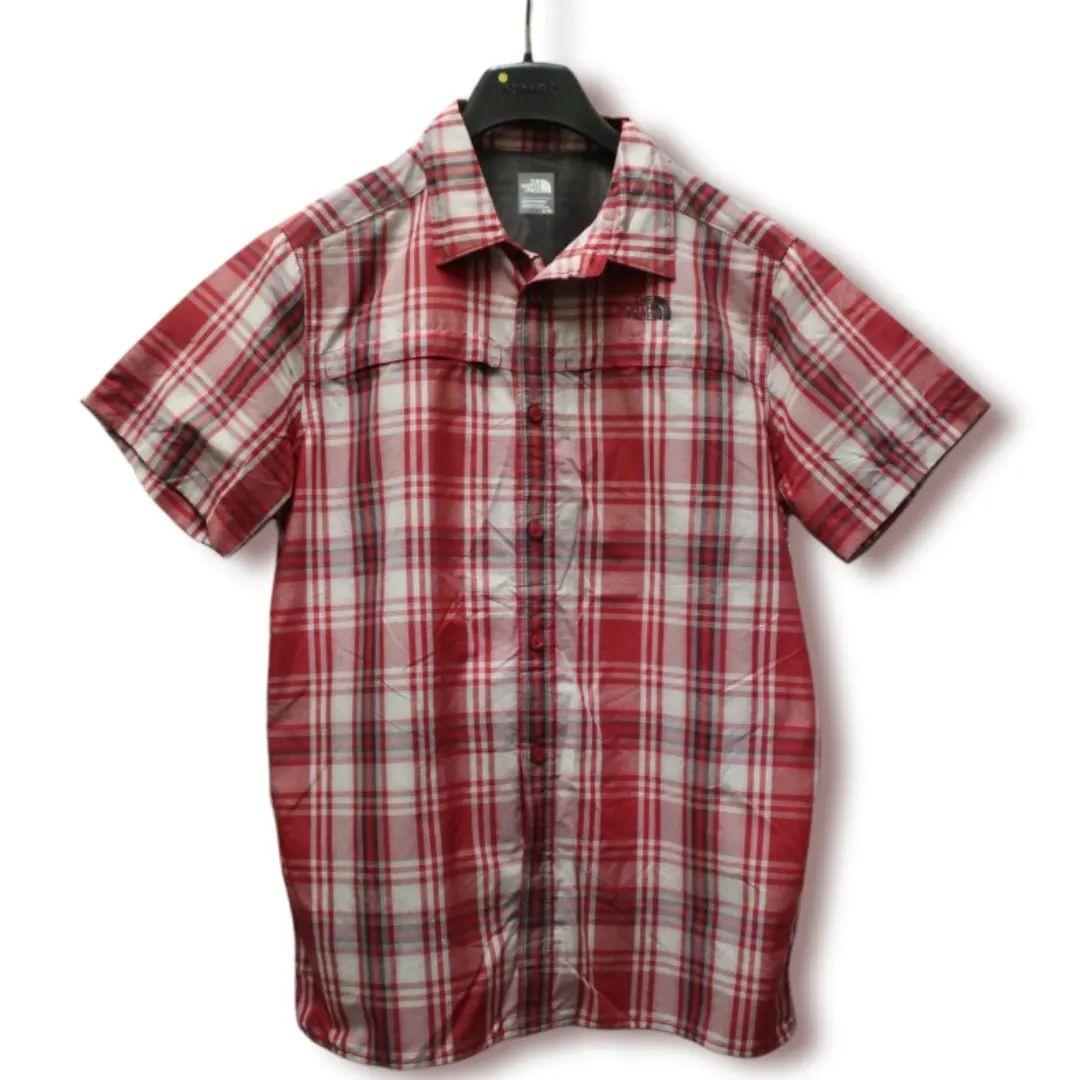 The North Face Men s Short sleeve Vent Me Shirt x tnf