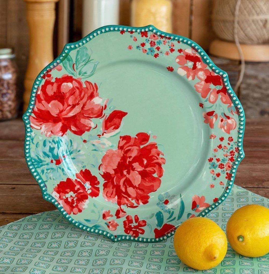The Pioneer Woman Garden Dinner Plates Set of 4, Furniture