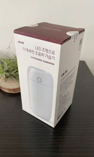 （分類：）位於 。 由 iciclemelts 提交（商品編號 1142839492，圖片 1）。簡介： 。