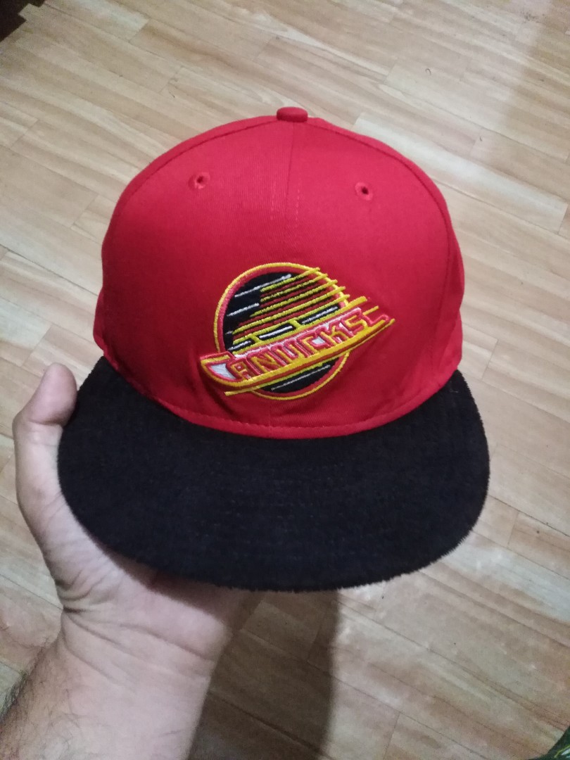 Vanc Canucks flying skate RETRO, Men's 