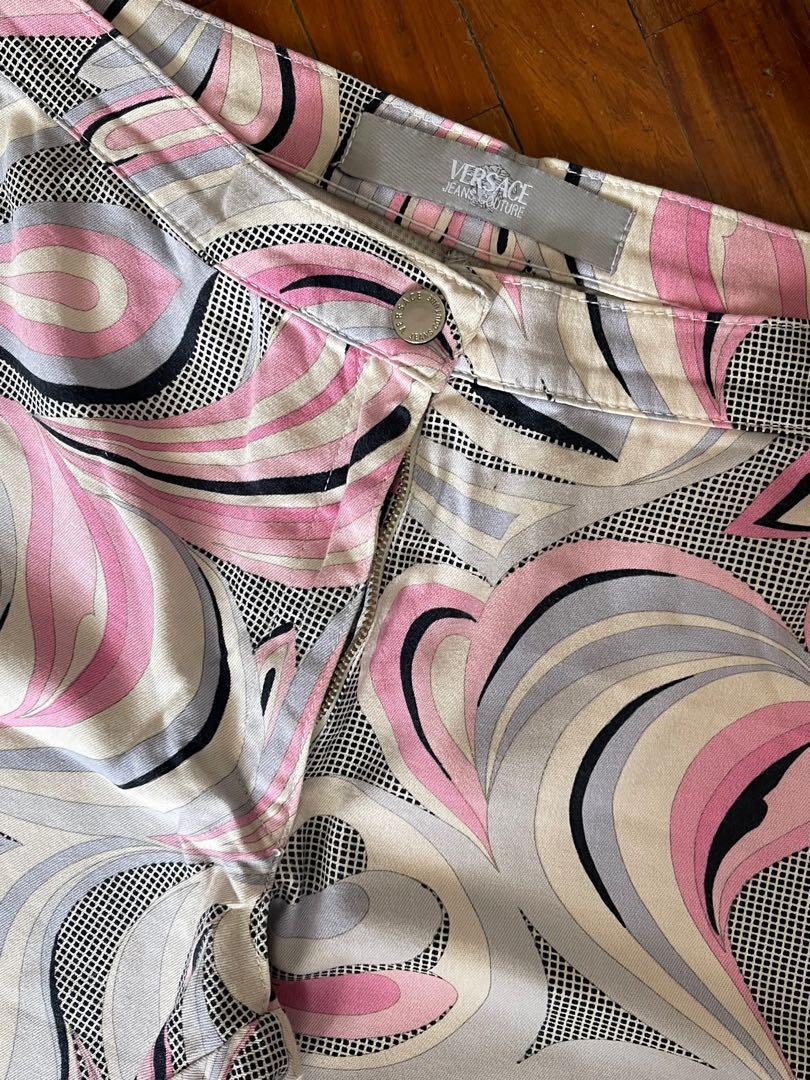 VERSACE PANTS (Category: Jeans) located in Paranaque City. Submitted by studio0803ph (Listing ID 1142737310, Image 2). Description: 100% authentic fits 29.