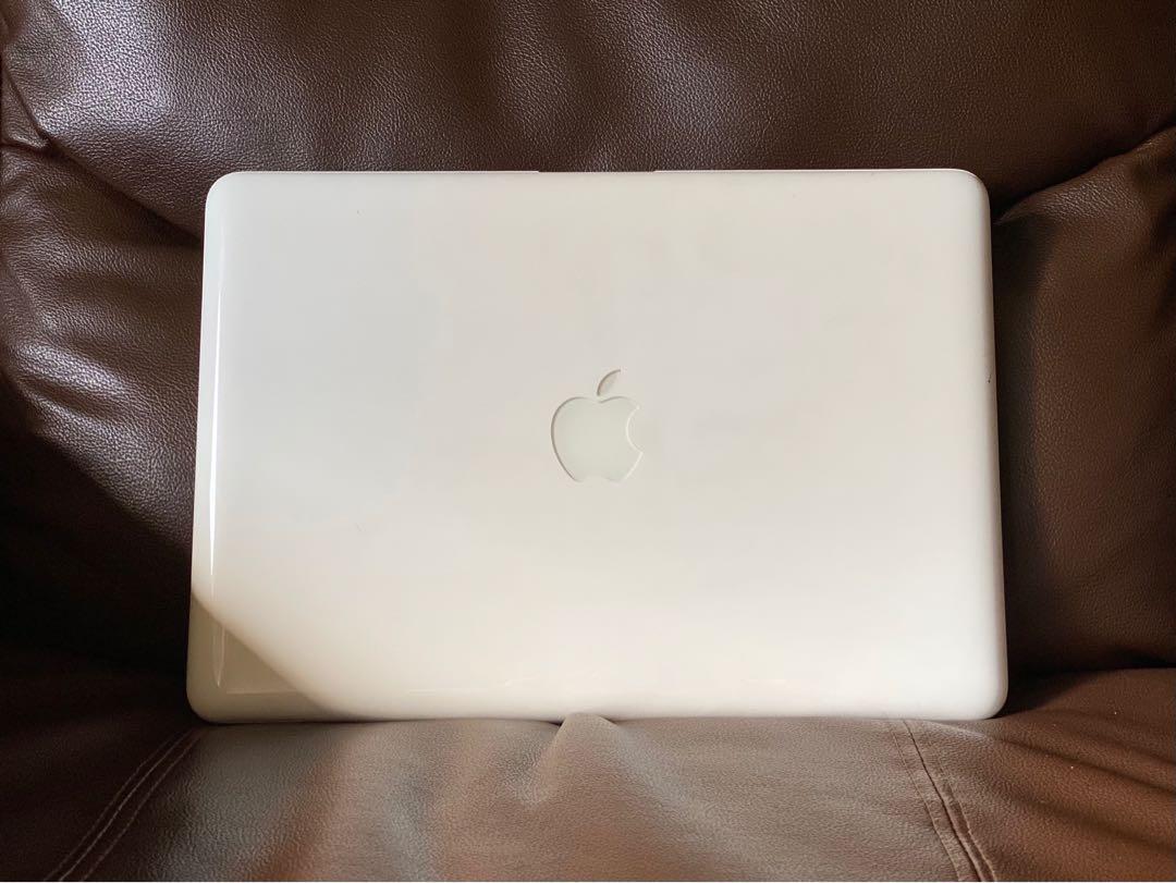 Macbook A1342 Laptop (Category: Laptops & Notebooks) located in Cebu City. Submitted by tiffyalva12 (Listing ID 1142890799, Image 3). Description: Model: MacBook A1342 Condition: no defects, well-maintained Color: white Screen size: 13.3” Weight: 4.7 pounds (2.13 kg) Connectivity: VGA, Bluetooth, Wi-Fi, USB, Ethernet, Mini DVI Human interface input: Microphone .