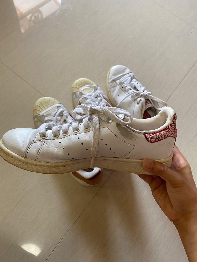 ADIDAS Superstar (Category: Sneakers) located in Lucena. Submitted by declutteringgabe (Listing ID 1142978763, Image 3). Description: -Size 7.5W (I’m a size 8 but both fit me well) -100% Original -RFS: Decluttering -Issues: Signs of usage & no box -Pm if interested for more detailed pics -Send me offers!.