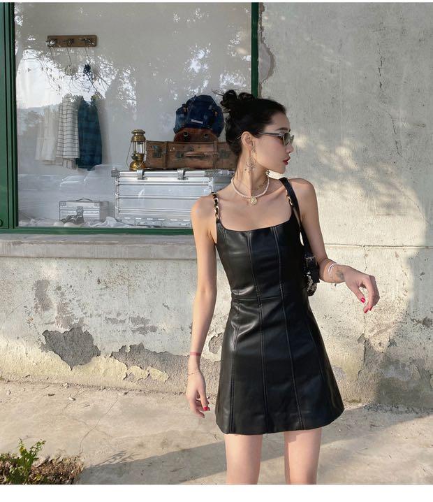 chain dress black