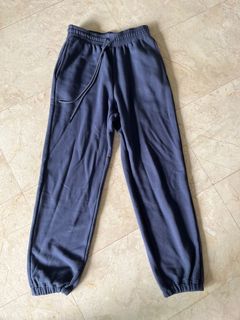 (Category: ) located in . Submitted by discountedbrandyy (Listing ID 1142956286, Image 1). Description: .