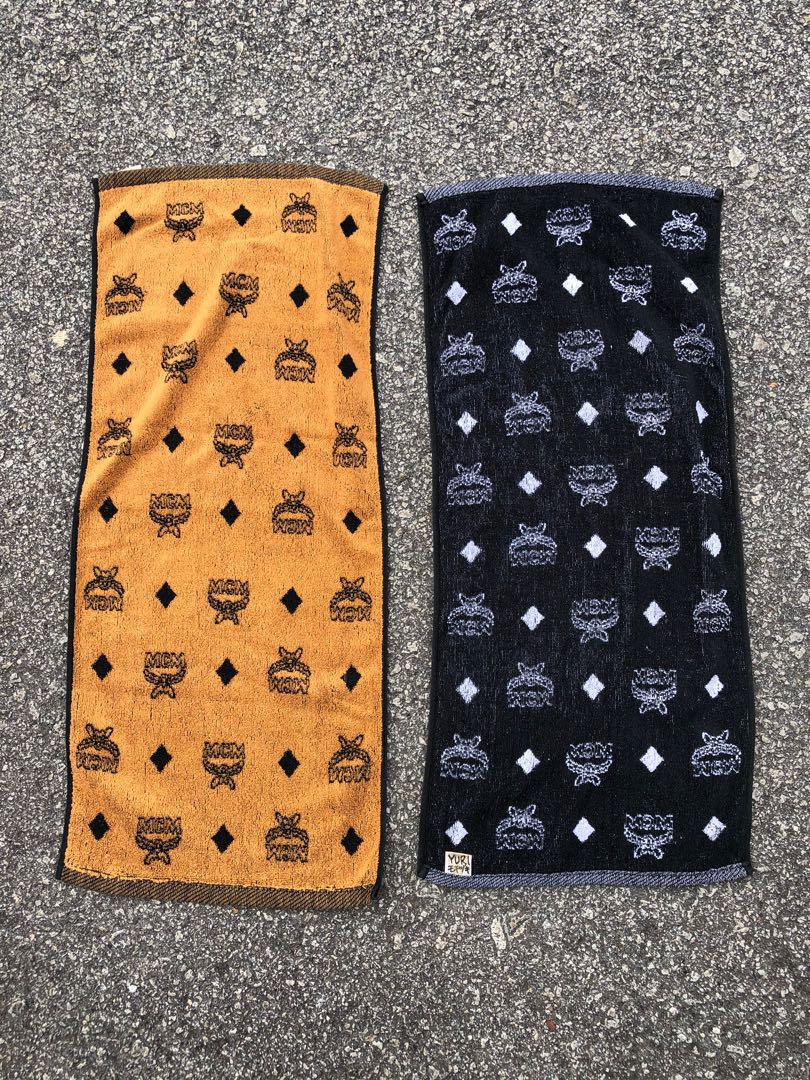 Mcm towel top