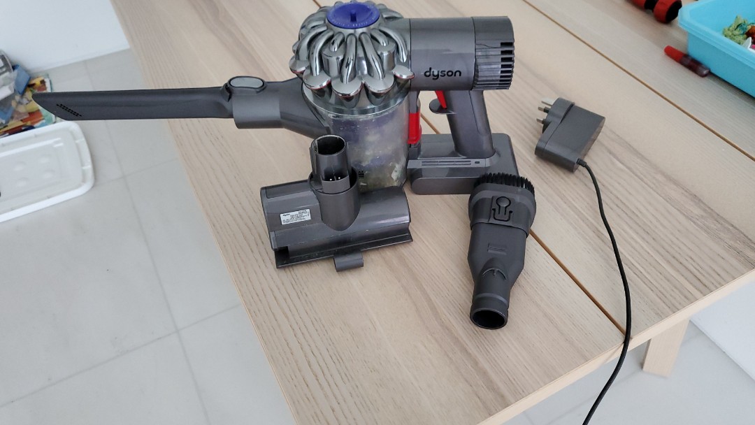 Dyson hand held vacuum, TV & Home Appliances, Vacuum Cleaner