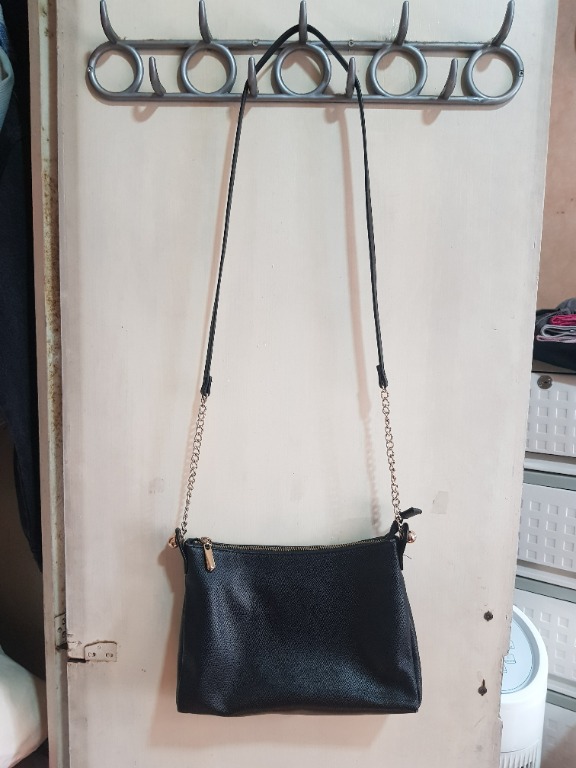 H&M Crossbody Bag Black Grained Faux Leather with Gold Chain detail