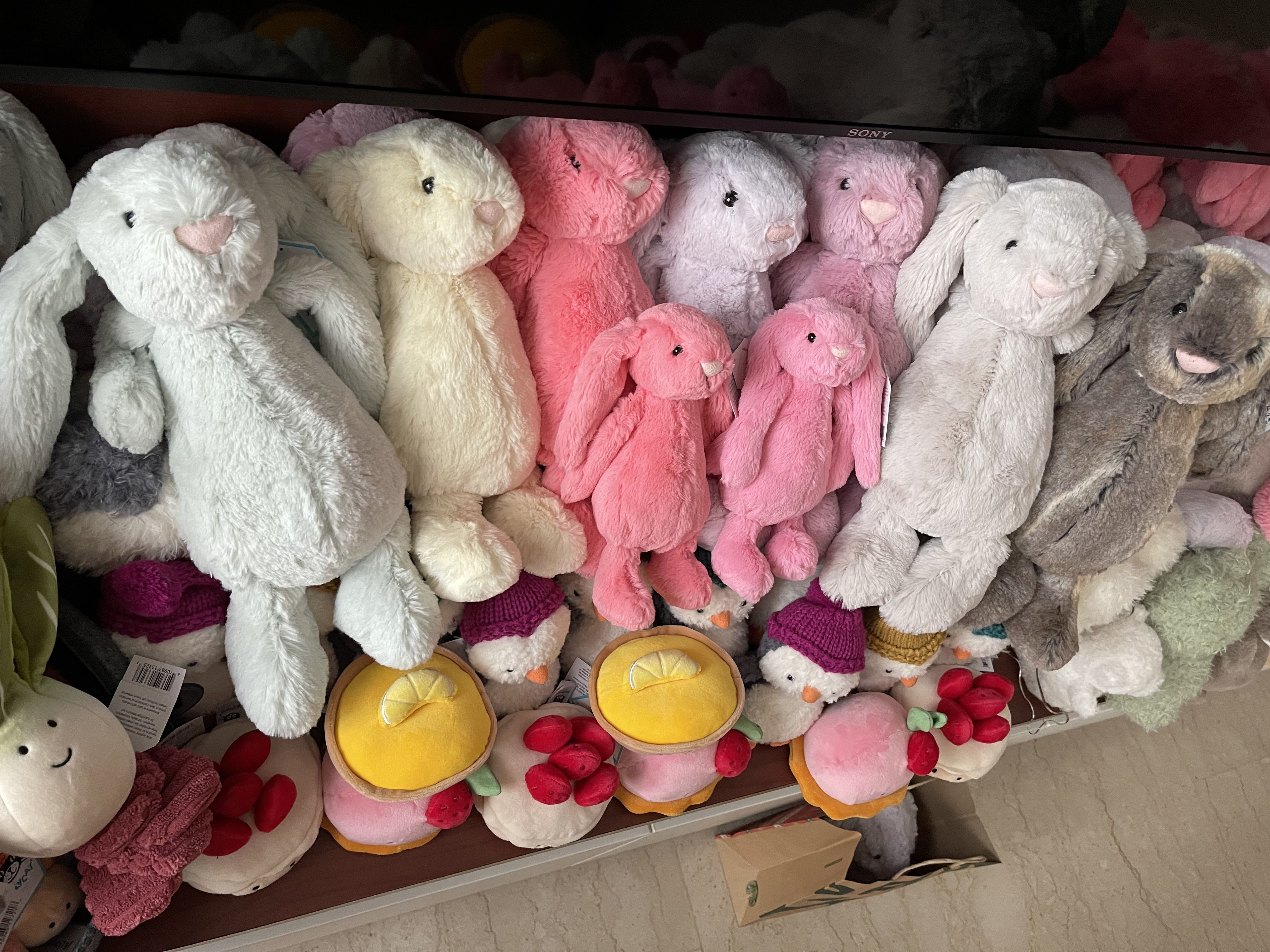 Jellycat Ideas for Valentines Day (Bashful Bunnies, Pastries & Little
