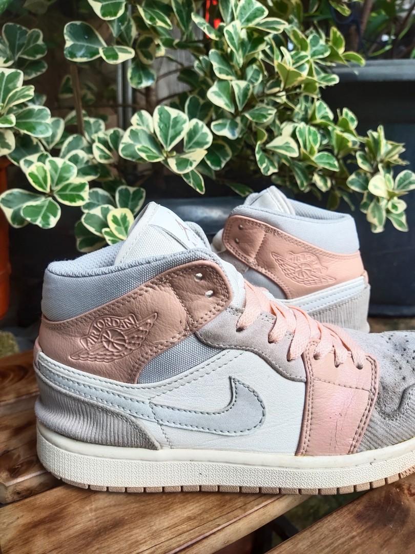 JORDAN 1 MID MILAN, Fesyen Pria, Sepatu , Sneakers di Carousell