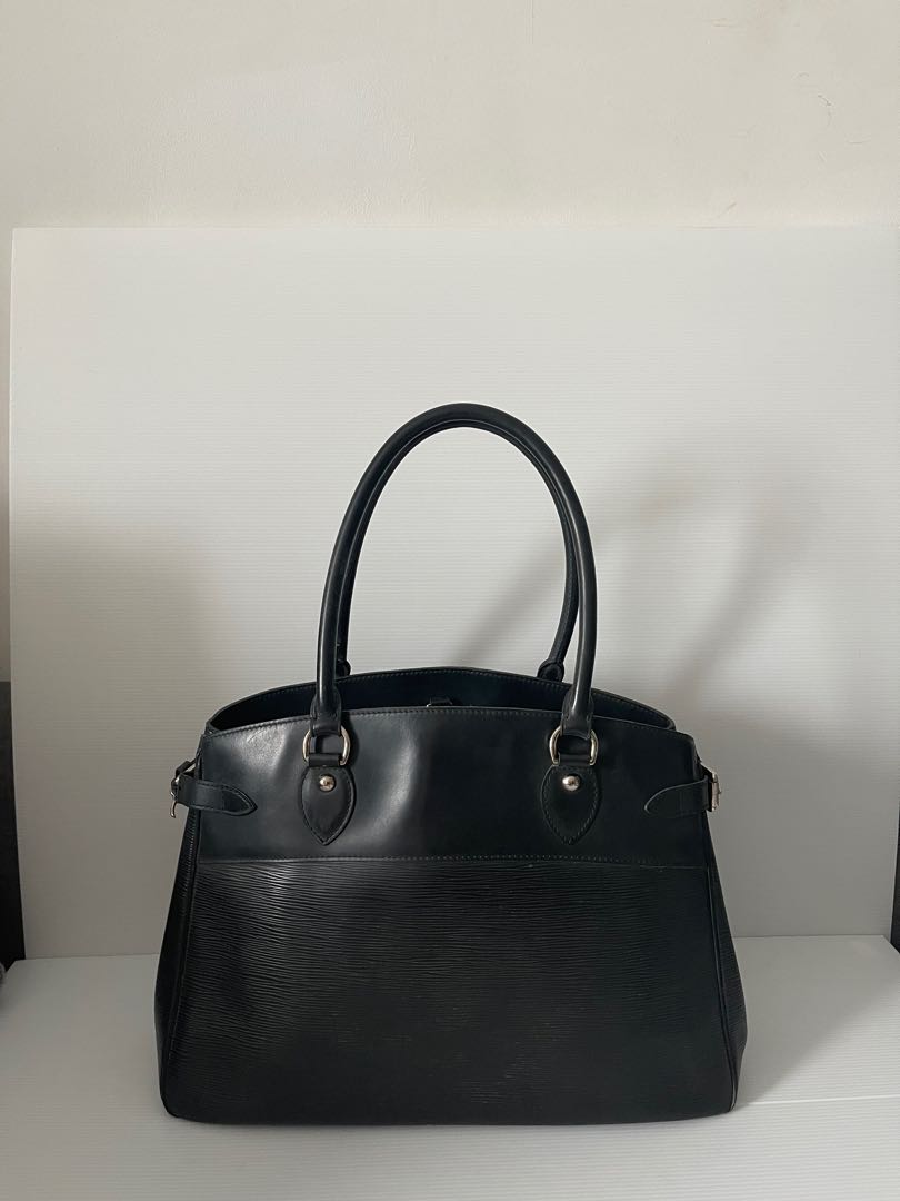 Louis Vuitton Black Epi Leather Passy GM Bag Louis Vuitton