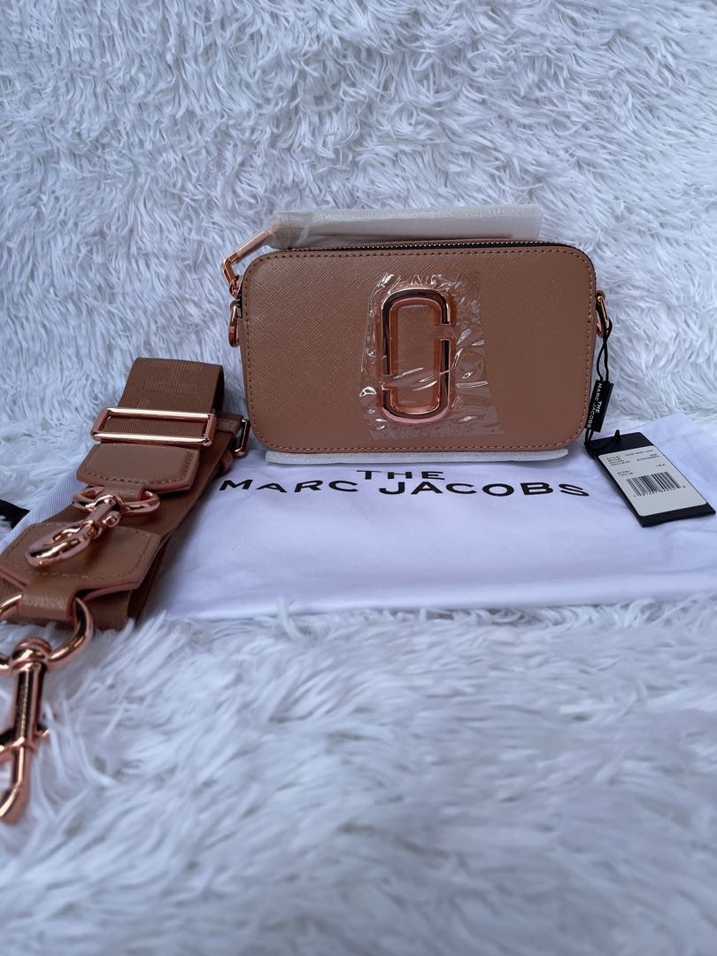 Marc Jacobs snapshot DTM sunkissed, Luxury, Bags & Wallets on Carousell