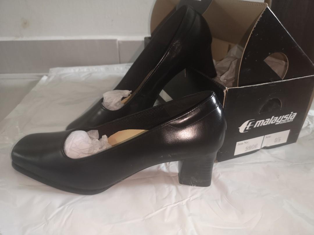 Cabin crew heels 2025