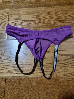 (Category: ) located in . Submitted by kinks_n_mlbb (Listing ID 1135776512, Image 1). Description: .