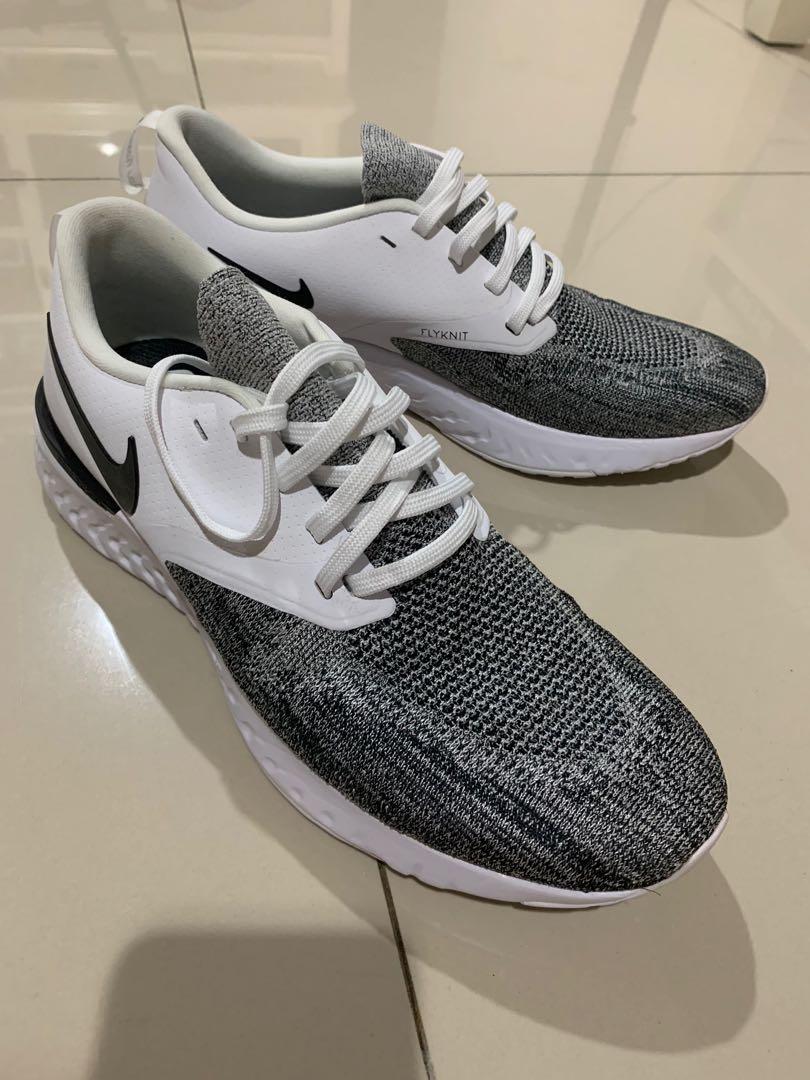 harga sepatu nike odyssey react