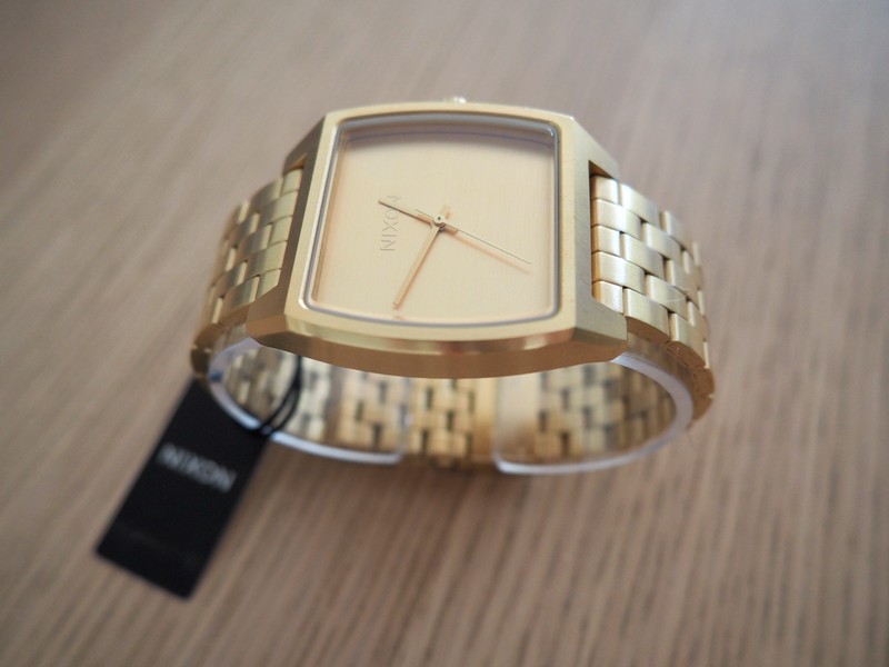 Nixon Time Tracker LAST PRICE Men s Fashion Watches