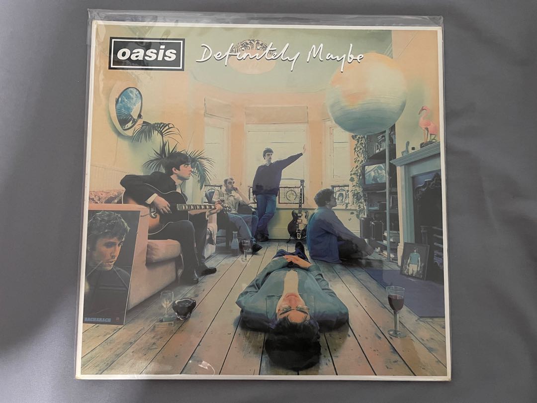 Oasis Definitely Maybe vinyl lp, Hobbies & Toys, Music & Media, Vinyls on Carousell