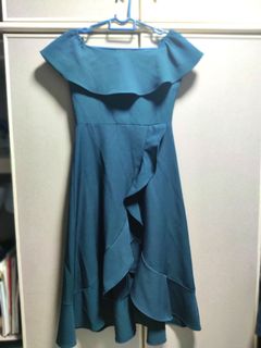 (Category: ) located in . Submitted by wardrobemess99 (Listing ID 1143034302, Image 1). Description: .