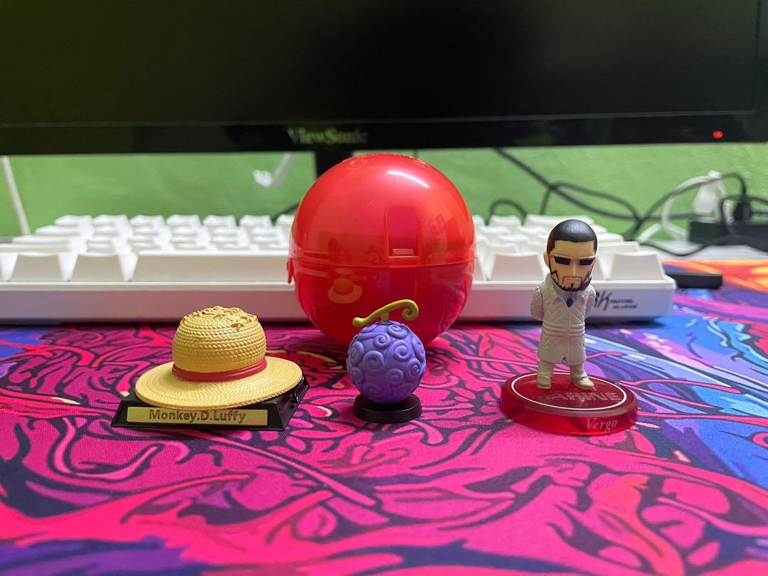 One Piece Gashapon Luffy Hat + Devil Fruit & Chibi Vergo Gomu Gomu no
