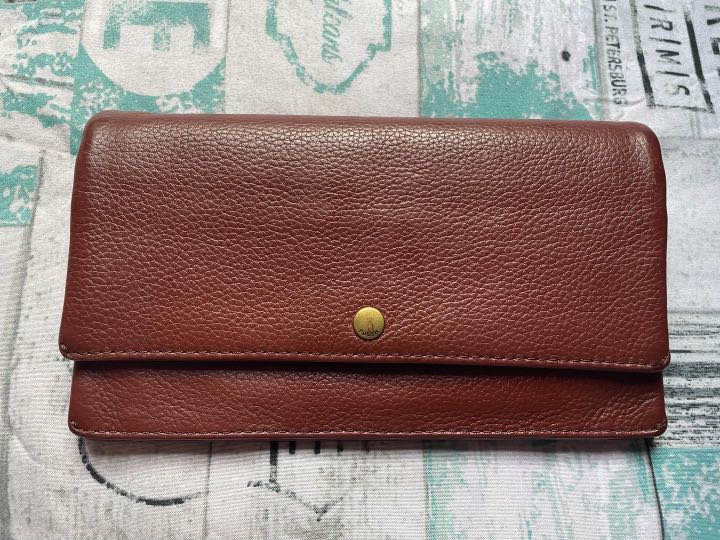 Fossil aubrey clutch best sale
