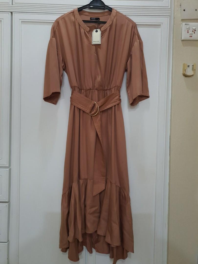 Princess long dress, Women's Fashion, Muslimah Fashion, Dresses on Carousell