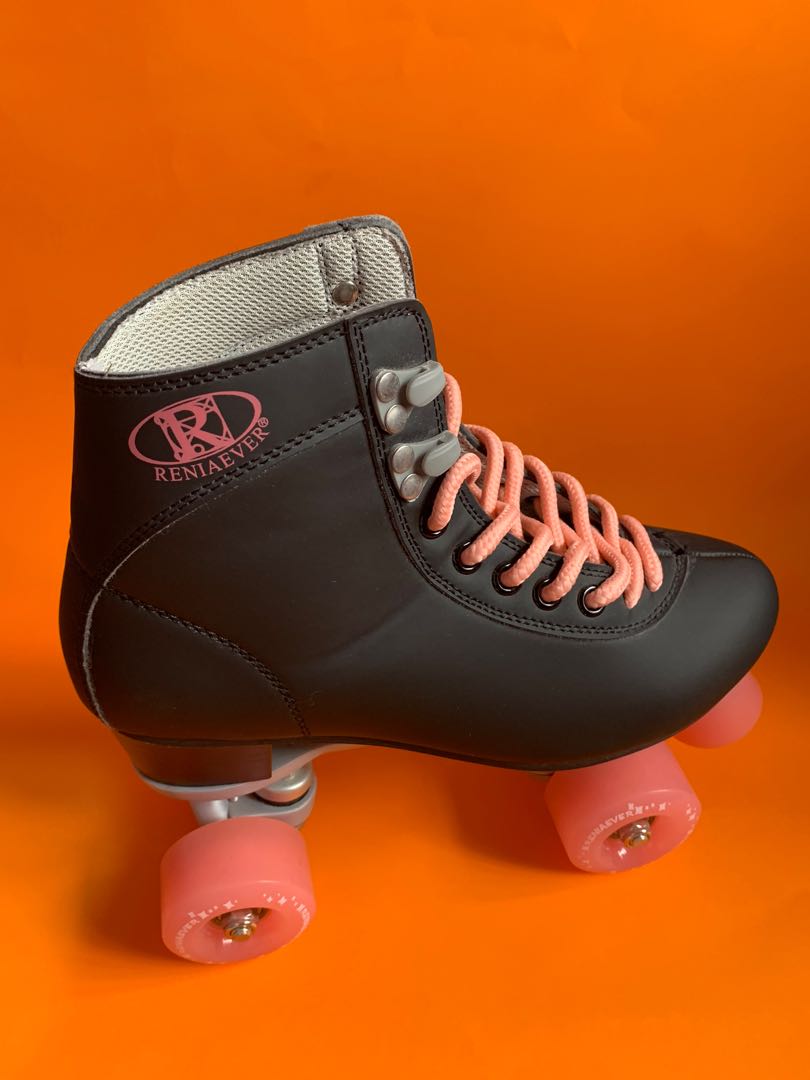 ROLLER SKATES, Sports Equipment, Sports & Games, Skates, Rollerblades