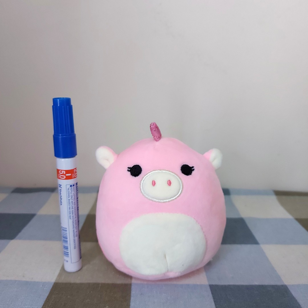 zoe the pink unicorn squishmallow