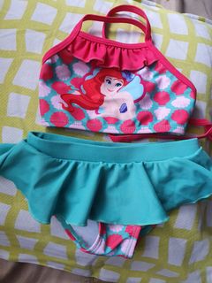 (Category: ) located in . Submitted by chinitas_closet (Listing ID 1143012822, Image 1). Description: .