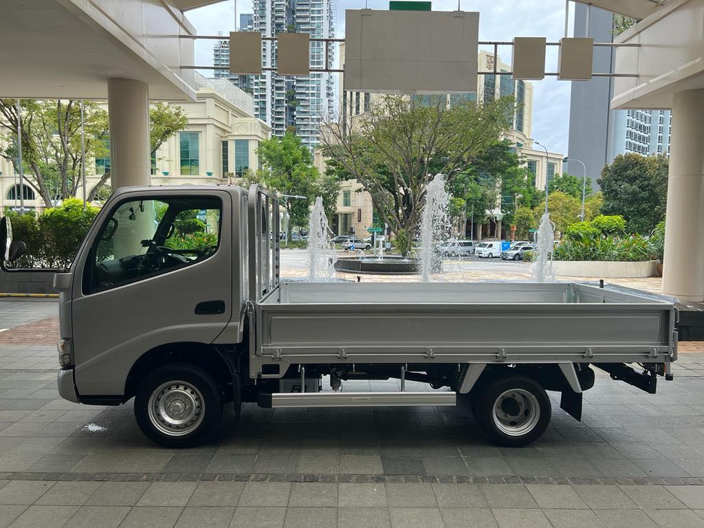 Sample Dyna Plus Toyota Dyna Plus 2.8 Manual, Cars, Commercial Vehicles, Used on Carousell